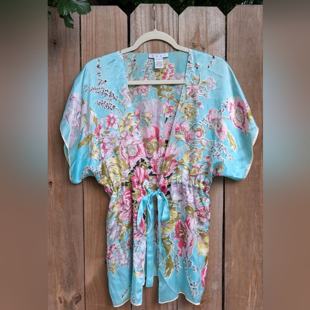 Cabi Silk Blue Pink Floral Patterned Kimono Style Shirt - Picture 2 of 16